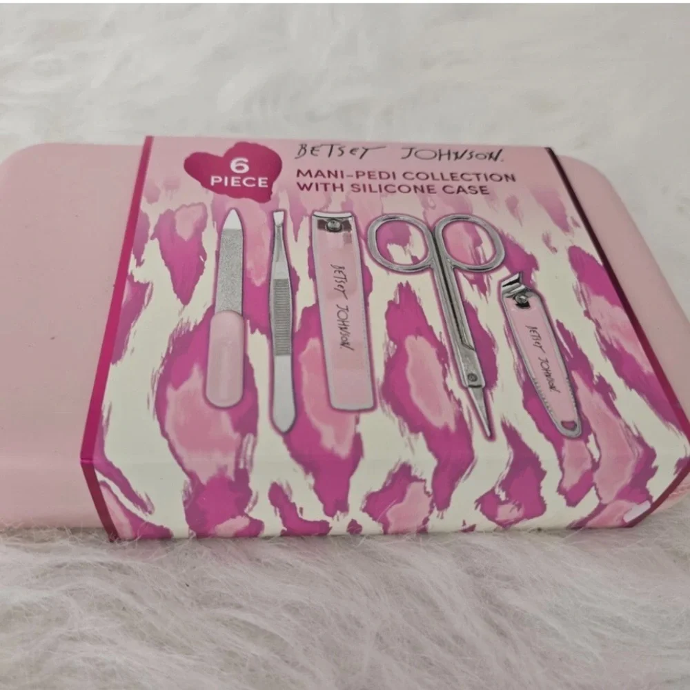 Betsey Johnson Pink & White 6-Piece Mani-Pedi Set with Silicone Case
